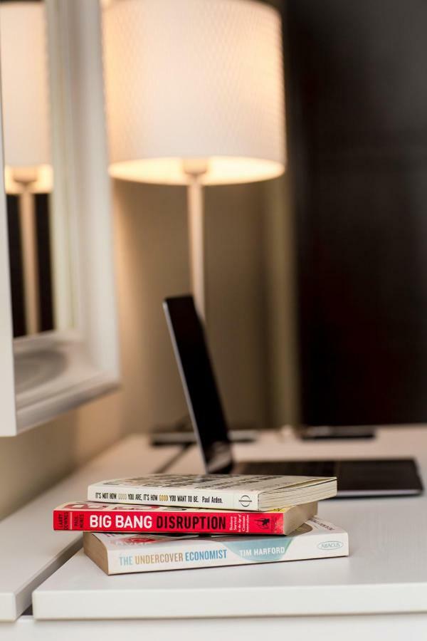 Prime Retreats- Downtown Dubai Apartment Luaran gambar